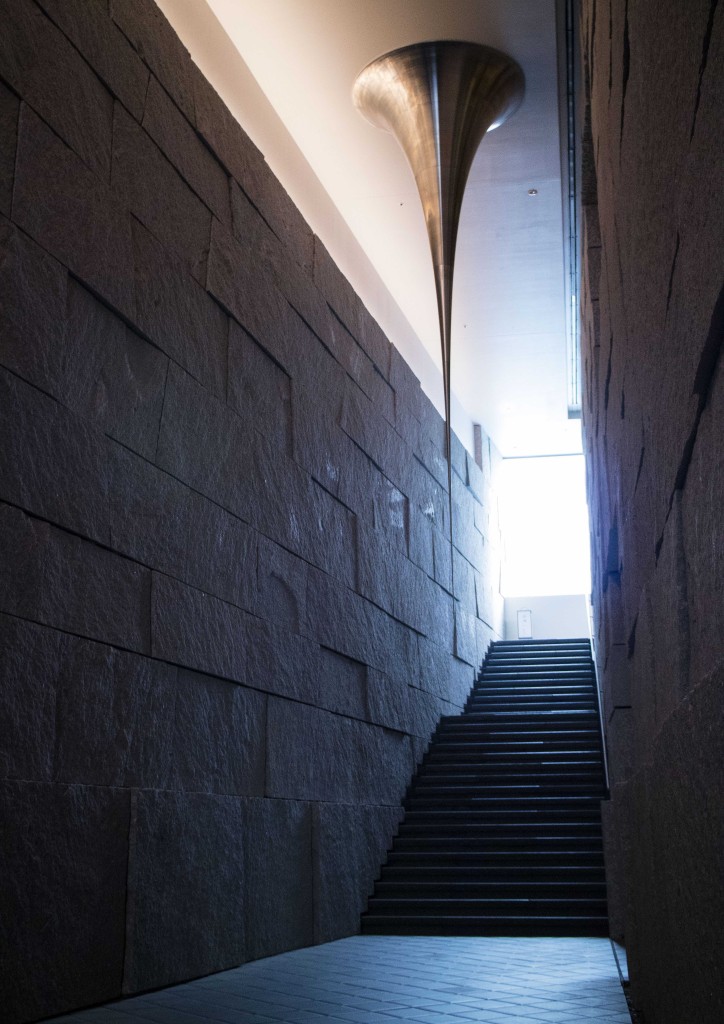 20150826作品2 ようこそ、光の神殿へ