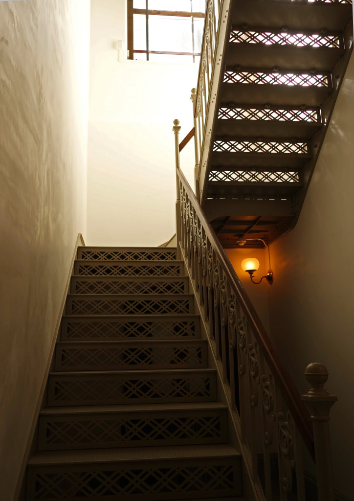 20150826作品4 鉄の階段